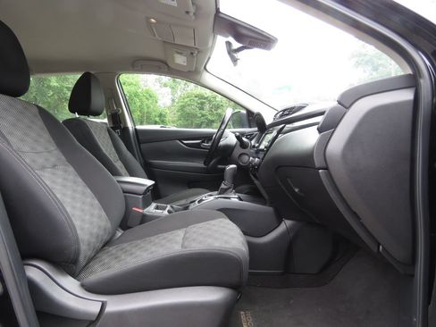 Used 2021 Nissan Rogue Sport SV AWD/4WD image 13