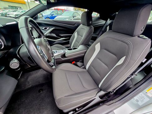 Used 2023 Chevrolet Camaro LT w/ RS Package image 31