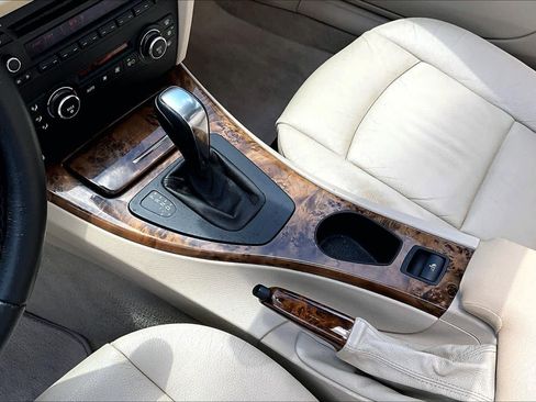 Used 2008 BMW 335i Convertible RWD image 15