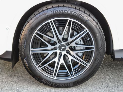 New 2026 Mercedes-Benz GLC 43 AMG 4MATIC image 11