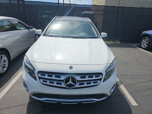 Used 2020 Mercedes-Benz GLA 250 w/ Convenience Package image 2