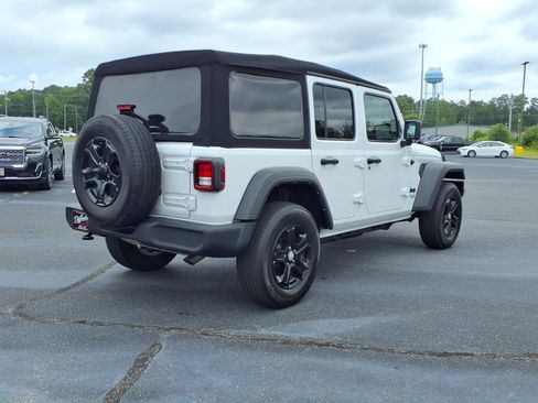 Used 2021 Jeep Wrangler Unlimited Sport image 25