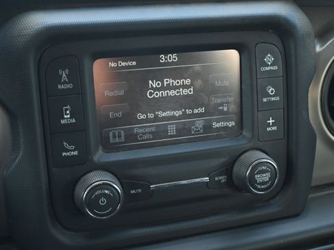 Used 2018 Jeep Wrangler Unlimited Sport image 33