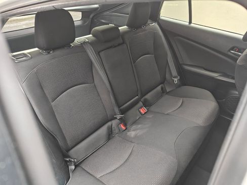 Used 2021 Toyota Prius LE image 14