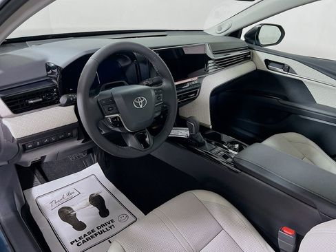 New 2026 Toyota Camry XLE image 10