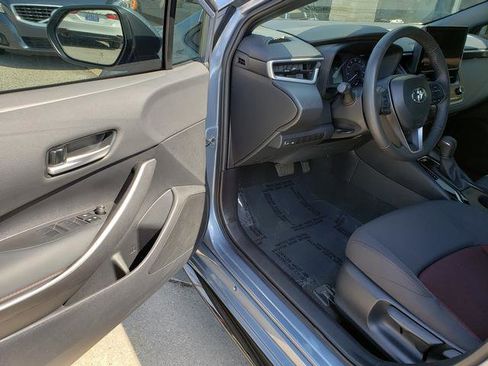 Used 2024 Toyota Corolla SE image 10