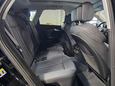 Used 2023 Audi Q5 2.0T Premium Plus w/ Premium Plus Package image 12