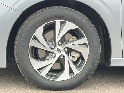 Used 2024 Subaru Legacy Premium AWD/4WD image 11