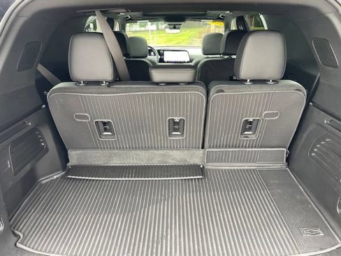 Used 2026 Chevrolet Traverse High Country w/ LPO, Floor Liner Package AWD/4WD image 45