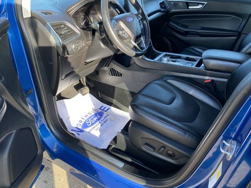 Used 2022 Ford Edge Titanium w/ Equipment Group 301A image 18