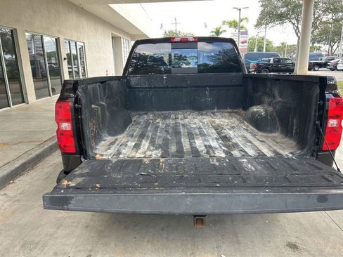 Used 2018 Chevrolet Silverado 1500 LT w/ All Star Edition image 28