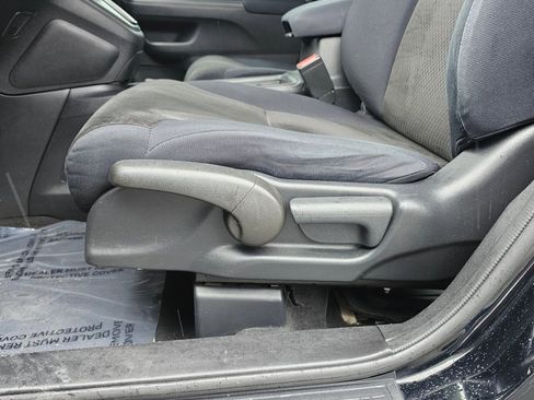 Used 2016 Honda CR-V LX image 28