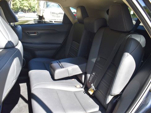 Used 2016 Lexus NX 200t FWD image 21