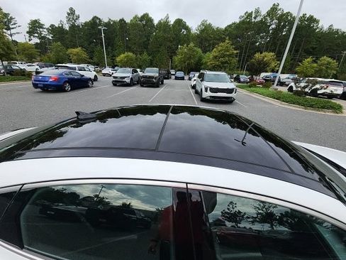 Used 2025 Hyundai Sonata SEL FWD image 18