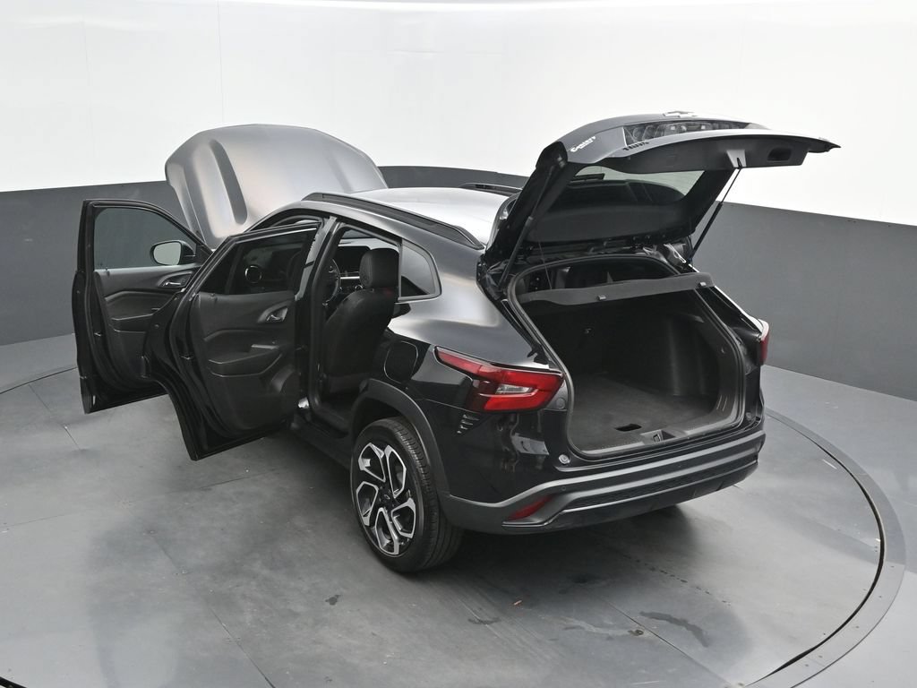 Used 2025 Chevrolet Trax RS w/ Driver Confidence Package FWD image 54