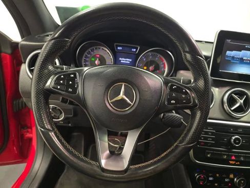 Used 2016 Mercedes-Benz CLA 250 image 10