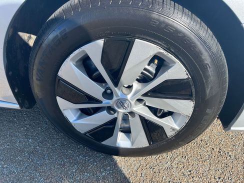 Used 2023 Nissan Altima 2.5 S FWD image 24