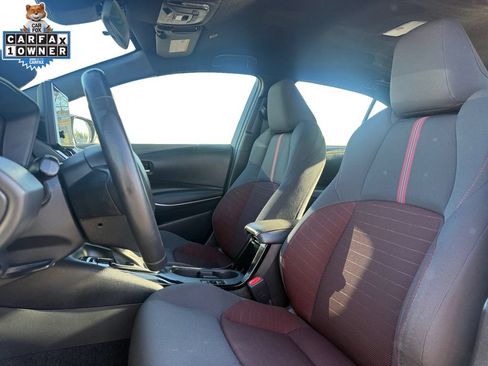 Used 2024 Toyota Corolla SE FWD image 9