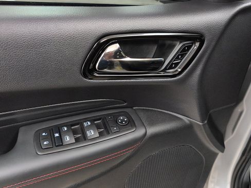 Used 2024 Dodge Durango GT image 8