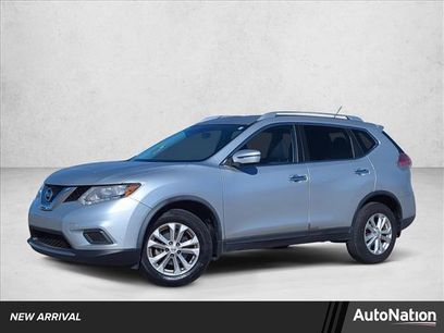 Used 2016 Nissan Rogue SV