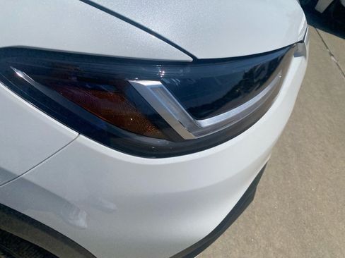 Certified 2025 Honda HR-V Sport image 28