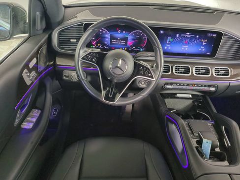 Used 2024 Mercedes-Benz GLE 350 4MATIC w/ 3rd Row Seat Package image 19