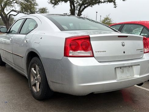 Used 2010 Dodge Charger SXT image 7