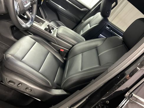 New 2026 GMC Acadia Elevation image 10