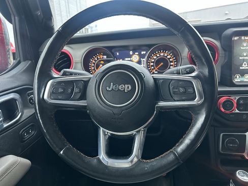 Used 2021 Jeep Gladiator Overland image 14