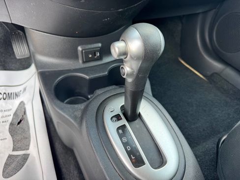Used 2017 Nissan Versa Note SV FWD image 12