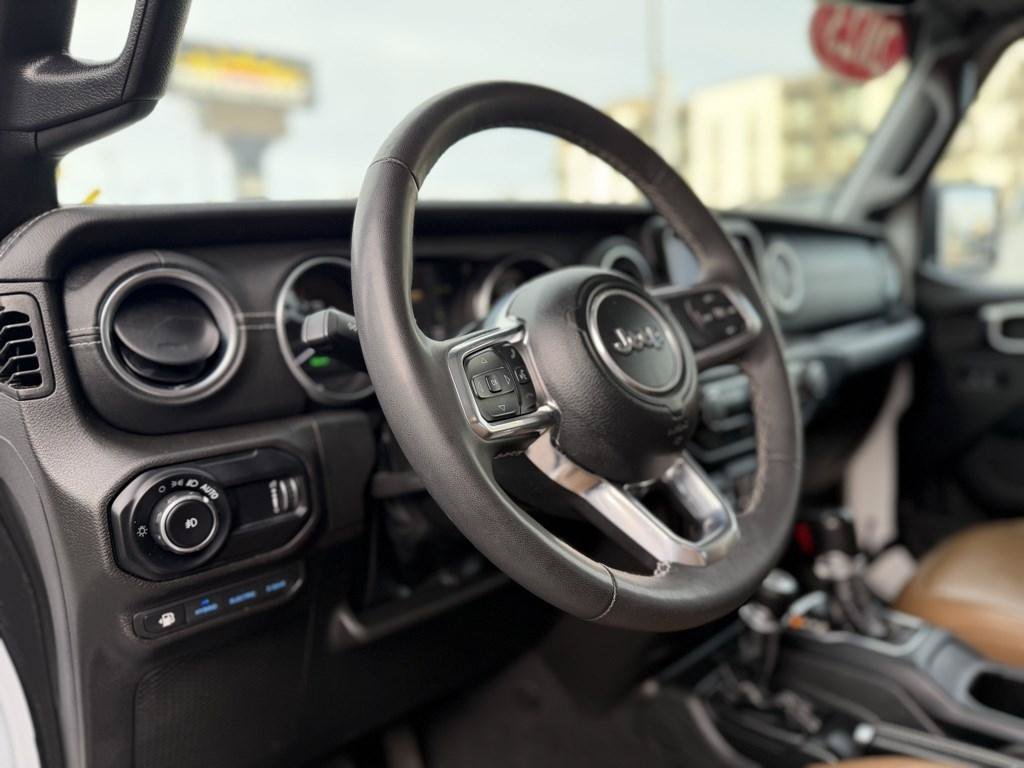 Used 2023 Jeep Wrangler Unlimited Sahara w/ Cold Weather Group AWD/4WD image 19