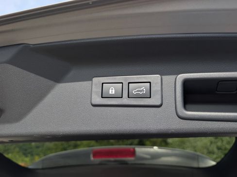 Used 2025 Subaru Forester Sport AWD/4WD image 46