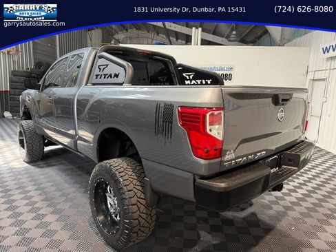 Used 2018 Nissan Titan S AWD/4WD image 7