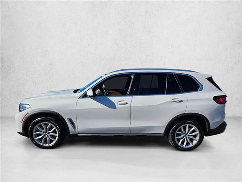 Certified 2023 BMW X5 xDrive40i w/ Parking Assistance Package image 9
