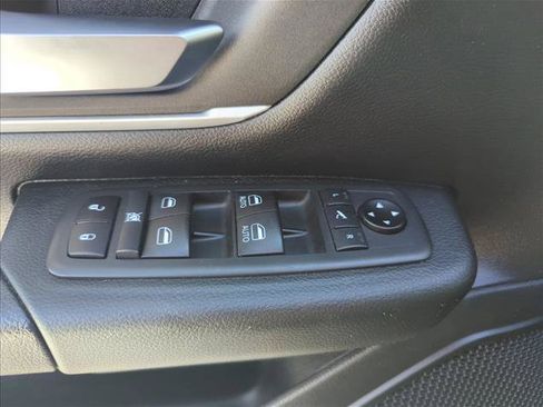 Used 2020 RAM 1500 Big Horn AWD/4WD image 25