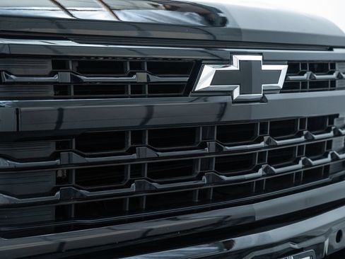 Used 2023 Chevrolet Silverado 1500 RST w/ Z71 Off-Road Package AWD/4WD image 12