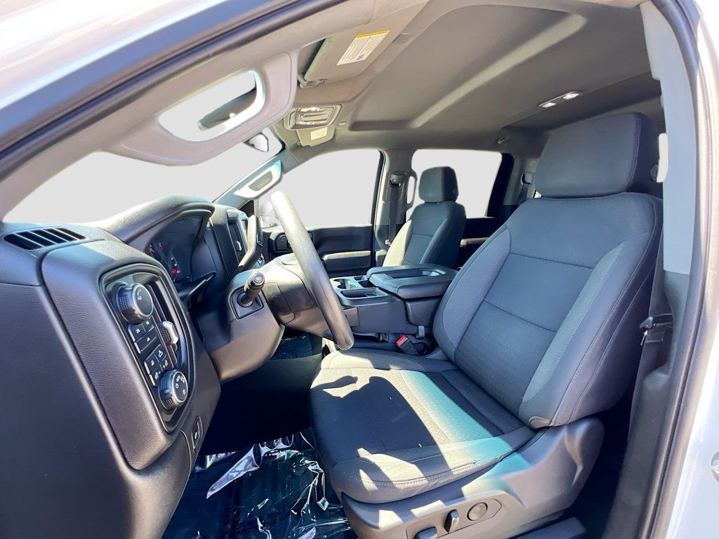 Used 2024 Chevrolet Silverado 2500 Custom w/ Custom Value Package AWD/4WD image 19
