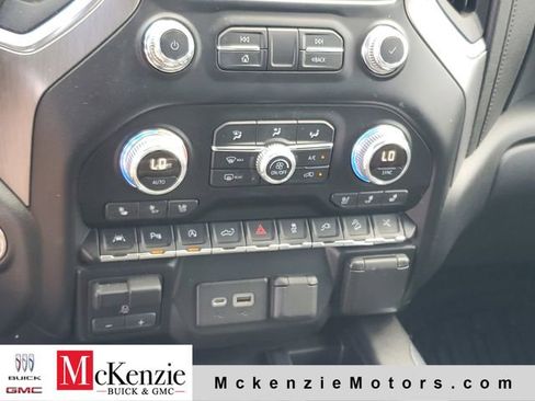 Used 2019 GMC Sierra 1500 Denali w/ Denali Ultimate Package AWD/4WD image 19