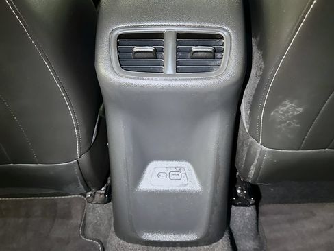 Used 2023 Buick Envision Preferred FWD image 22