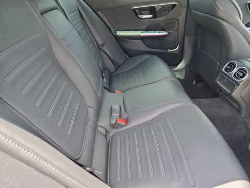 Used 2023 Mercedes-Benz C 300 Sedan image 18