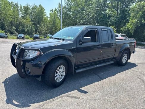 Used 2018 Nissan Frontier SV w/ Value Truck Package AWD/4WD image 19