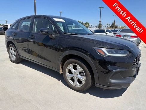 Used 2023 Honda HR-V LX image 1