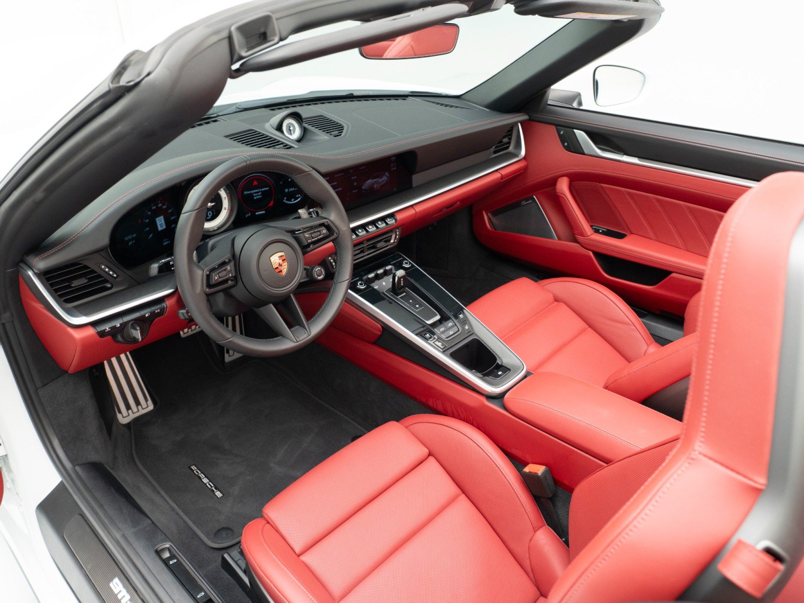 Certified 2025 Porsche 911 Turbo S AWD/4WD image 4