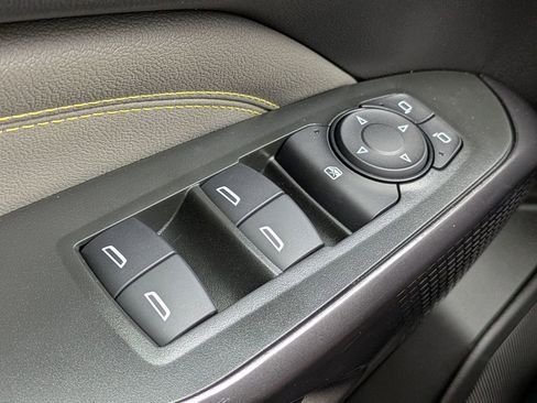 New 2026 Chevrolet Trax ACTIV w/ Sunroof Package image 25