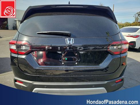 New 2025 Honda Pilot EX-L image 17