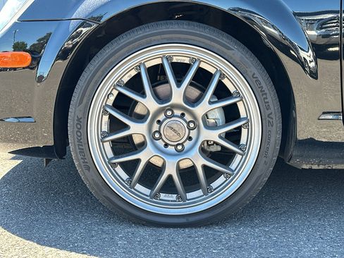 Used 2005 Toyota MR2 RWD image 7