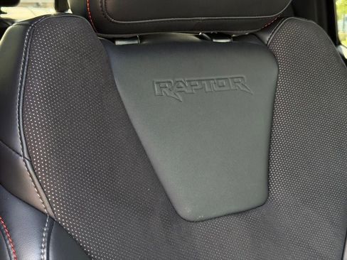 Used 2025 Ford F150 Raptor AWD/4WD image 17