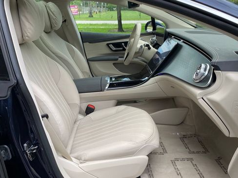 Used 2023 Mercedes-Benz EQS 450+ 4MATIC Sedan image 17