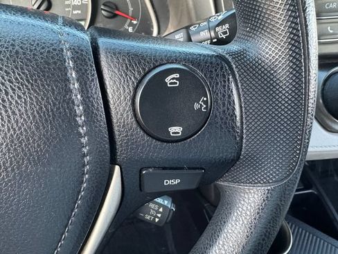 Used 2015 Toyota RAV4 LE FWD image 23