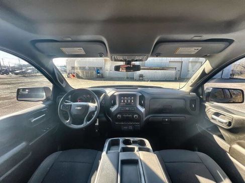 Used 2021 Chevrolet Silverado 1500 Custom image 18
